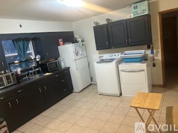 2 BR, 1 BA Apartment 425 10th Street, Unit 2, Carlstadt, NJ 07072