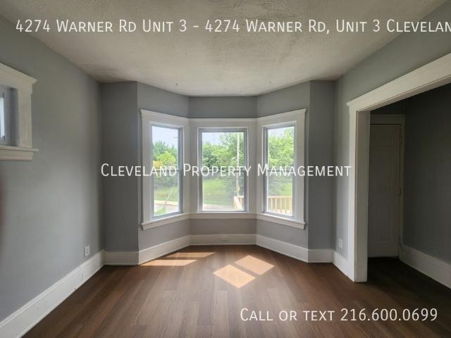 2 BR, 1 BA Apartment 4274 Warner Rd Unit 3, Cleveland, OH 44105