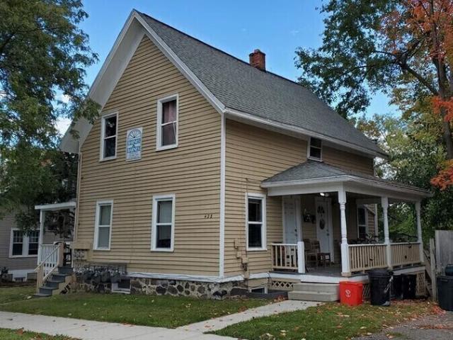 2 BR, 1 BA Apartment 428 N. Washington St. Apt Ypsilanti, MI 48197