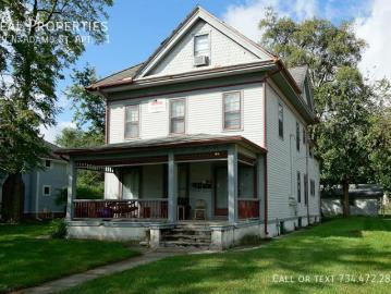 2 BR, 1 BA Apartment 429 N. Adams St. Apt Ypsilanti, MI 48197