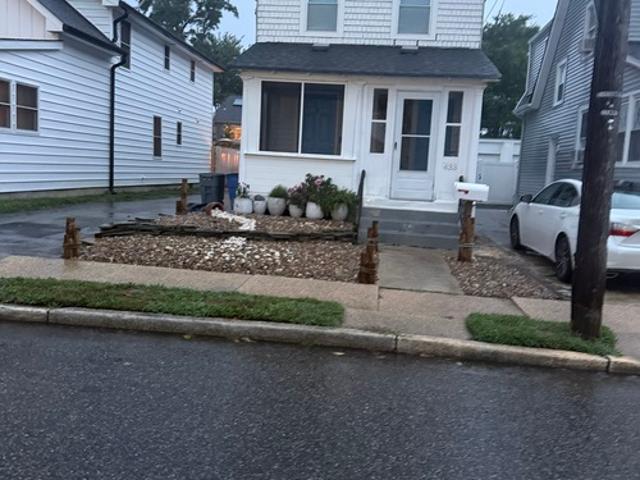 2 BR, 1 BA Apartment 433 Lincoln Avenue, Unit 2, Point Pleasant, NJ 08742