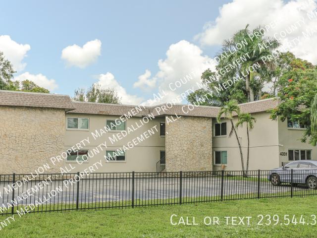 2 BR, 1 BA Apartment 4331 Glenwood Ave, Fort Myers, FL 33905