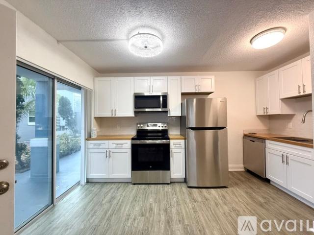 2 BR, 1 BA Apartment 436 Auburn Drive, Unit 105, Daytona Beach, FL 32118