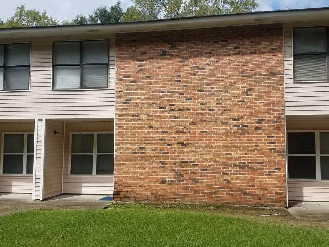 2 BR, 1 BA Apartment 4386 Jefferson St Baker, LA 70714