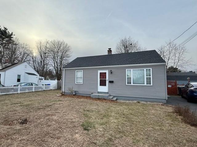 2 BR, 1 BA Apartment 43 Lafayette Ave, East Hartford, CT 06118