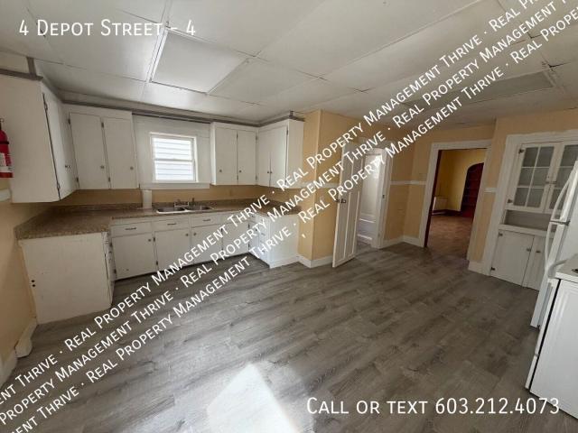 2 BR, 1 BA Apartment 4 Depot Street, Pittsfield, NH 03263