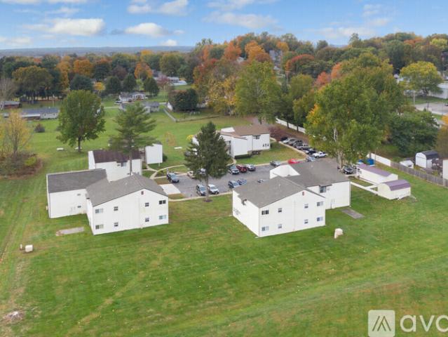 2 BR, 1 BA Apartment 4 Posey Drive, Unit B 8, Fredericktown, OH 43019