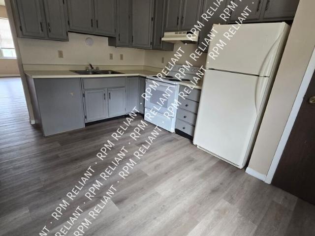 2 BR, 1 BA Apartment 5401 Collier Ln. 5401 Collier Ln Jefferson City, MO 65109