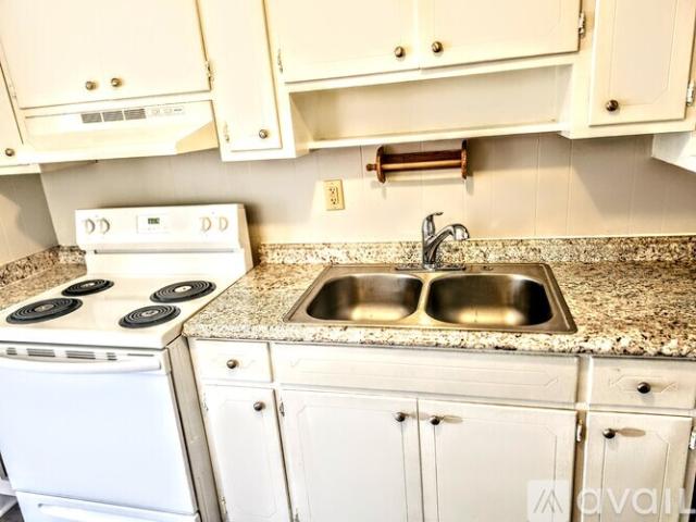 2 BR, 1 BA Apartment 5409 Hilltop Ave, Panama City Beach, FL 32408