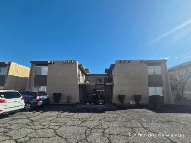 2 BR, 1 BA Apartment 5447 Retablo St, Las Vegas, NV 89103