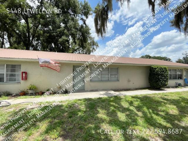 2 BR, 1 BA Apartment 5448 Lewellyn Rd, Lakeland, FL 33810
