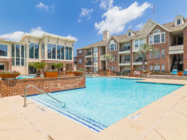 2 BR, 1 BA Apartment 5454 Newcastle Dr Unit 1614, Houston, TX 77081