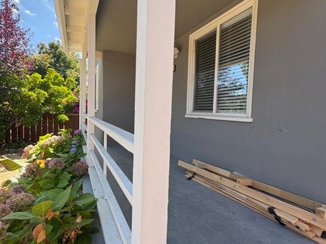2 BR, 1 BA Apartment 545 Rollins Rd, Burlingame, CA 94010