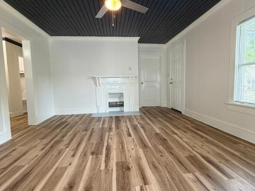 2 BR, 1 BA Apartment 546 4th Avenue North, Lewisburg, TN 37091