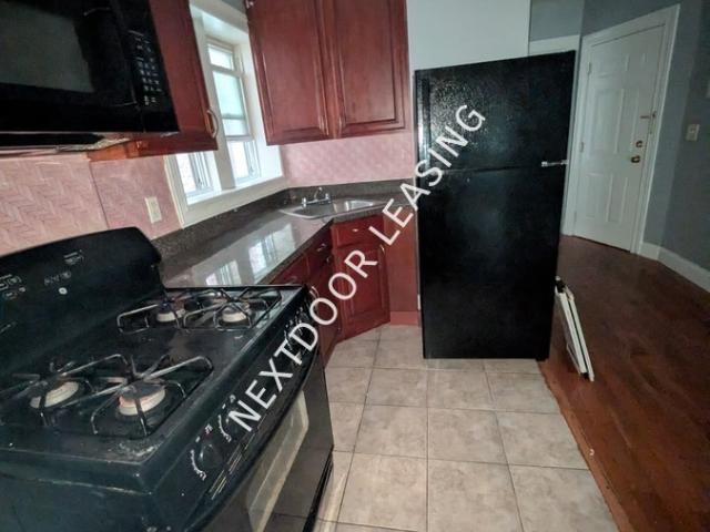 2 BR, 1 BA Apartment 552 Ave C, Bayonne, NJ 07002