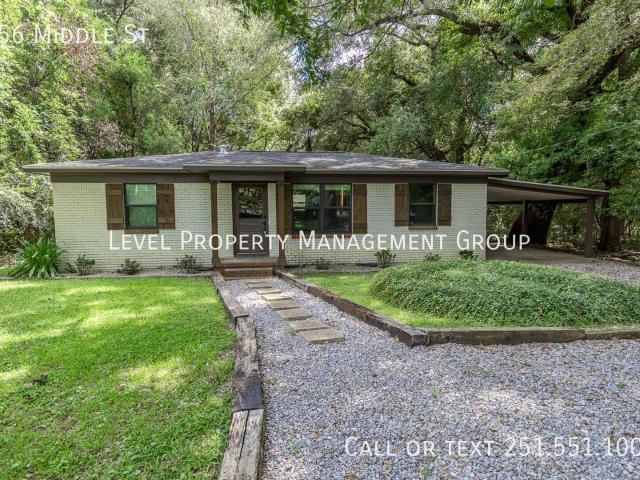 2 BR, 1 BA Apartment 556 Middle St, Fairhope, AL 36532