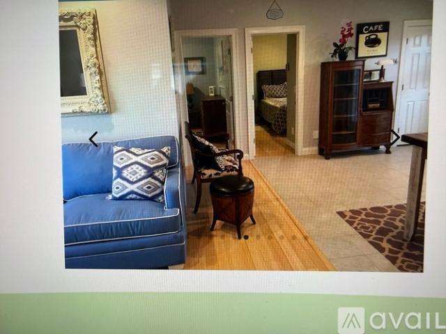2 BR, 1 BA Apartment 55 Winnapaug Road, Unit unit 6, Westerly, RI 02891