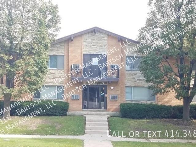2 BR, 1 BA Apartment 5674 N. 99th St, Milwaukee, WI 53225