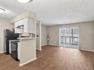 2 BR, 1 BA Apartment 5759 Pineland Drive Unit 0207, Dallas, TX 75231