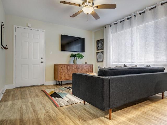 2 BR, 1 BA Apartment 5802 University Avenue Unit 4136, San Diego, CA 92115