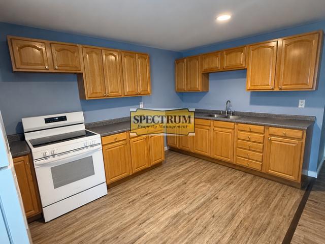 2 BR, 1 BA Apartment 58 Greenwood Ave, Skowhegan, ME 04976