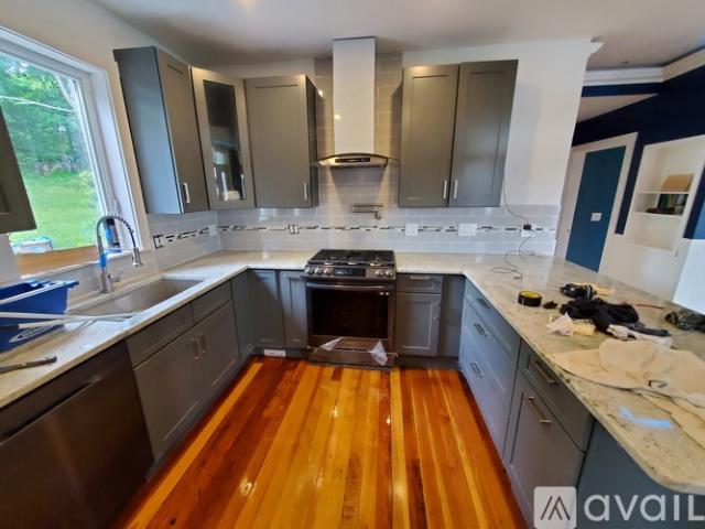 2 BR, 1 BA Apartment 58 Phenix Avenue, Unit A, West Warwick, RI 02893