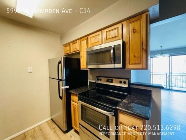 2 BR, 1 BA Apartment 5995 W. Hampden Ave, Denver, CO 80227