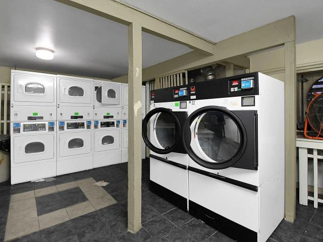 2 BR, 1 BA Apartment 500 SW 34th Street Unit 502 01R, Gainesville, FL 32607