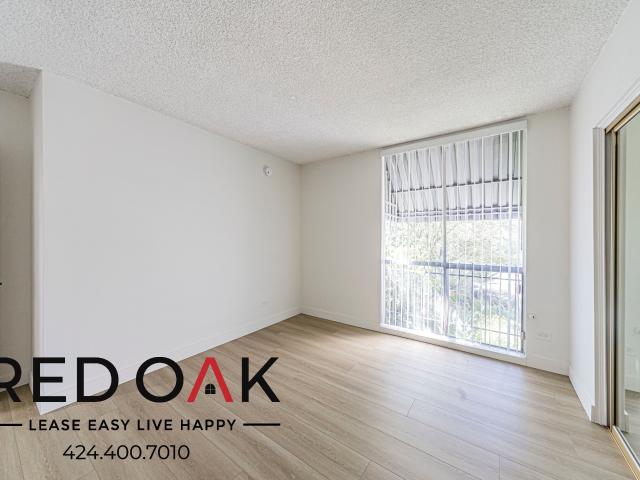 2 BR, 1 BA Apartment 5012 Whitsett Ave, Valley Village, CA 91607
