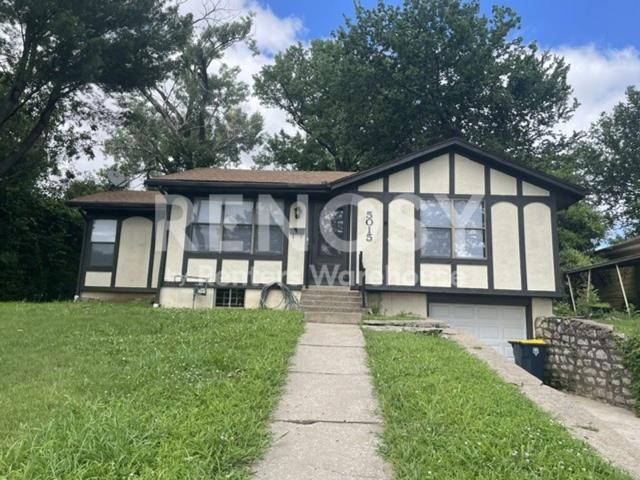 2 BR, 1 BA Apartment 5015 Belmeade Rd, Kansas City, MO 64129