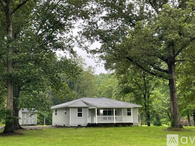 2 BR, 1 BA Apartment 5018 Holly Drive, Partlow, VA 22534