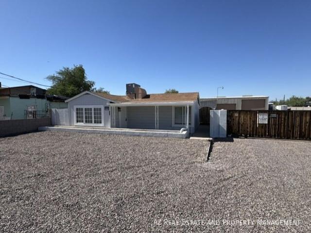 2 BR, 1 BA Apartment 502 E Cody Dr, Phoenix, AZ 85040