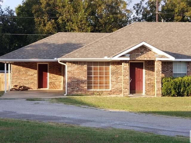 2 BR, 1 BA Apartment 507 Denison Cir, Unit A, Bells, TX 75414