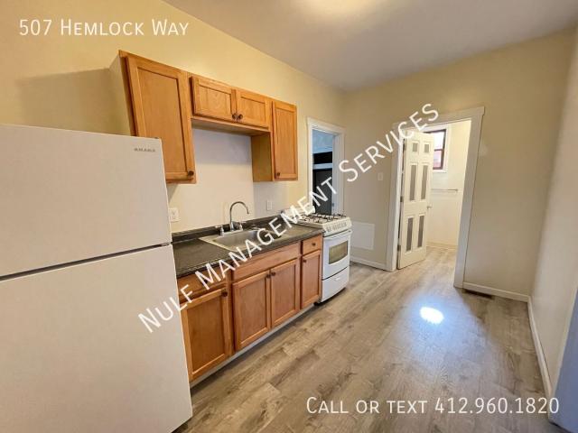 2 BR, 1 BA Apartment 507 Hemlock Way, Glassport, PA 15045