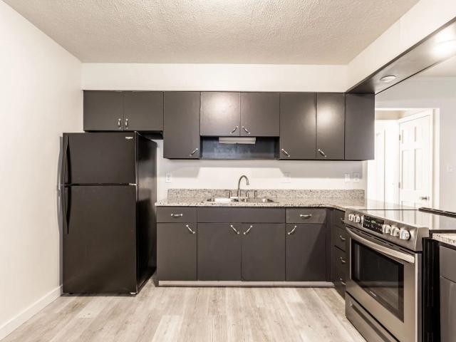 2 BR, 1 BA Apartment 505 W Smith Valley Rd Unit 206, Greenwood, IN 46143