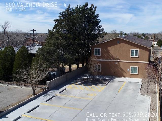 2 BR, 1 BA Apartment 509 Valencia Dr SE, Albuquerque, NM 87108