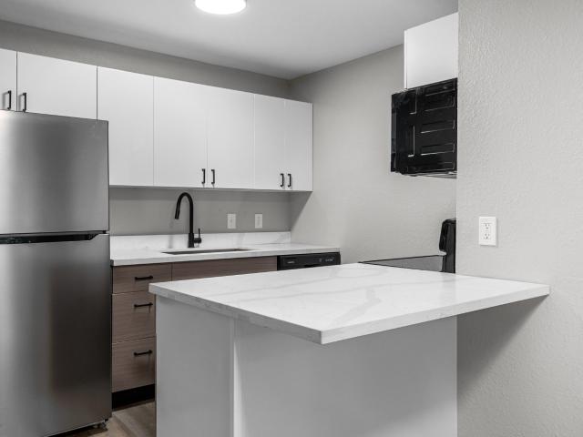 2 BR, 1 BA Apartment 50 Devon Ct, Edwardsville, IL 62025