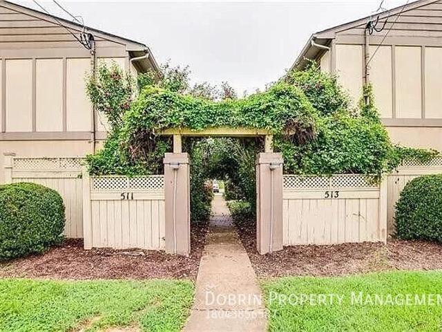 2 BR, 1 BA Apartment 513 S Harrison St, Richmond, VA 23220