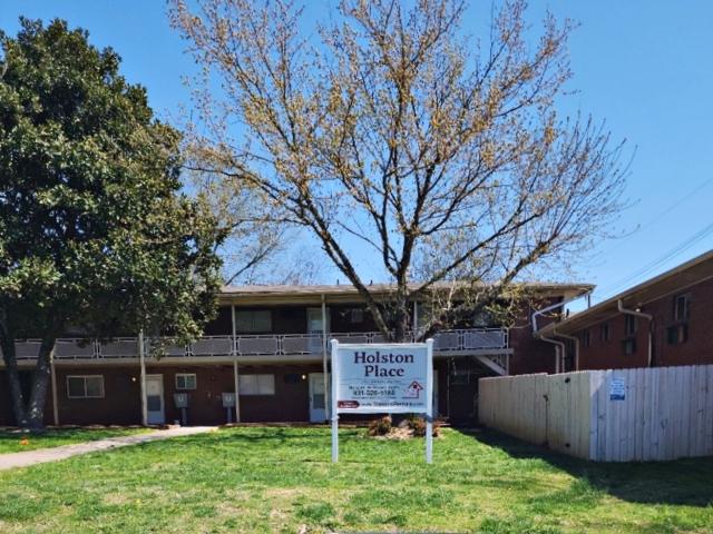 2 BR, 1 BA Apartment 5101 Asheville Hwy, Knoxville, TN 37914