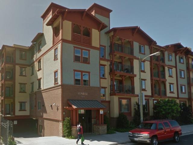 2 BR, 1 BA Apartment 5125 South Main Street, Los Angeles, CA 90037