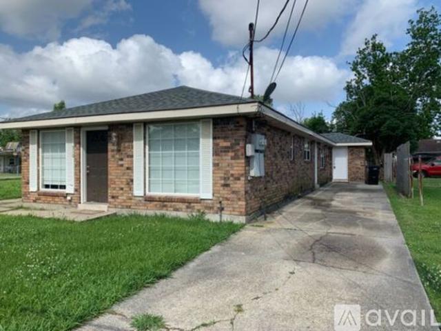 2 BR, 1 BA Apartment 512 Chalmette Ave, Unit 512, Chalmette, LA 70043