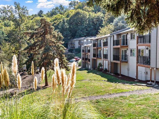 2 BR, 1 BA Apartment 5132 Southwest Slavin Road Unit 027, Portland, OR 97239