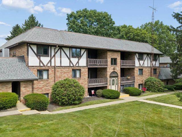 2 BR, 1 BA Apartment 5186 5208 Everhard Road Northwest Unit 5186 01, Canton, OH 44718