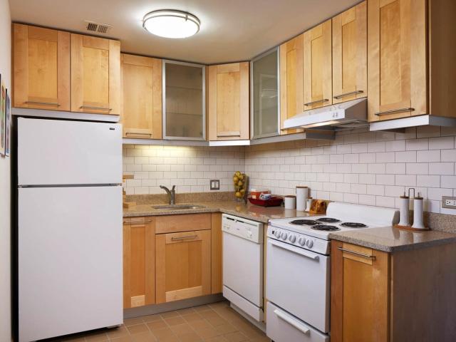 2 BR, 1 BA Apartment 5200 South Blackstone Avenue Unit 0710, Chicago, IL 60615