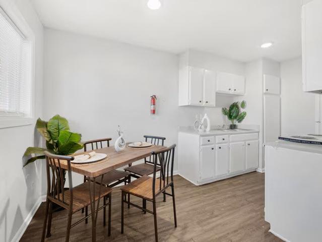 2 BR, 1 BA Apartment 5201 Geyer Springs Rd Unit 205, Little Rock, AR 72209