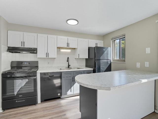 2 BR, 1 BA Apartment 522 Pinegrove Ln Unit 541 M PG, Fort Wayne, IN 46807