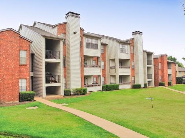 2 BR, 1 BA Apartment 5234 Villa del Mar Ave Unit 2104, Arlington, TX 76017