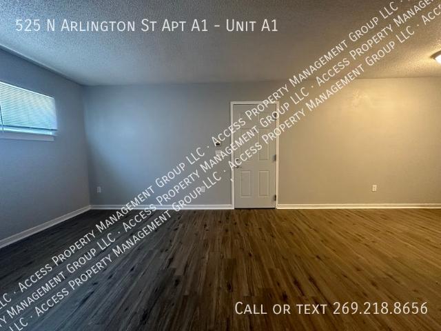 2 BR, 1 BA Apartment 525 N Arlington St Apt A1, Kalamazoo, MI 49006