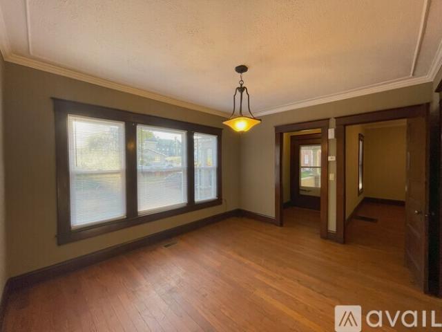 2 BR, 1 BA Apartment 529 W Water St, Unit 1, Elmira, NY 14905