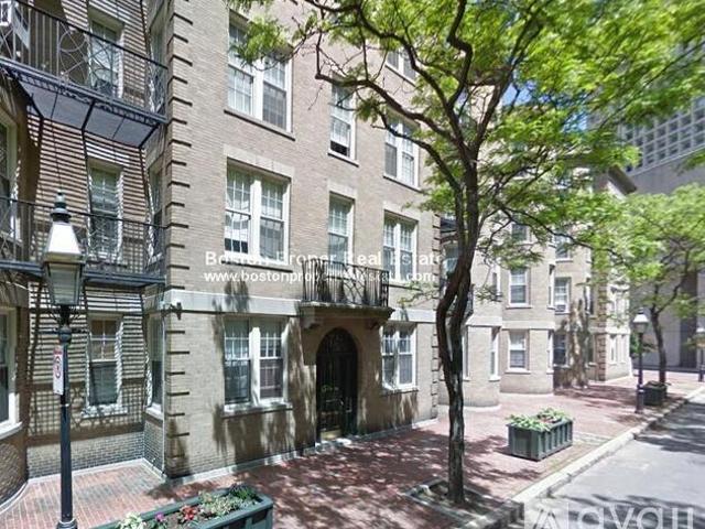 2 BR, 1 BA Apartment 52 Clearway St, Unit 8, Boston, MA 02115